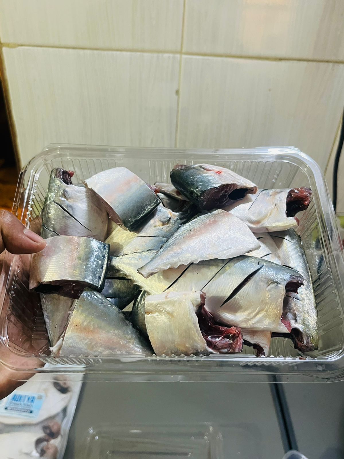 1 Kg Fresh Bangda | Premium Quality | 6–8 Pieces Approx | Ready to Cook